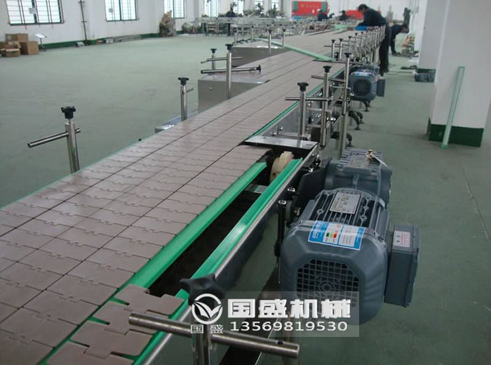鏈板式輸送機示意圖